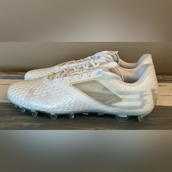NWOT Under Armour Men\'s Blur Lux MC Football Cleats - Size 15 main image 5